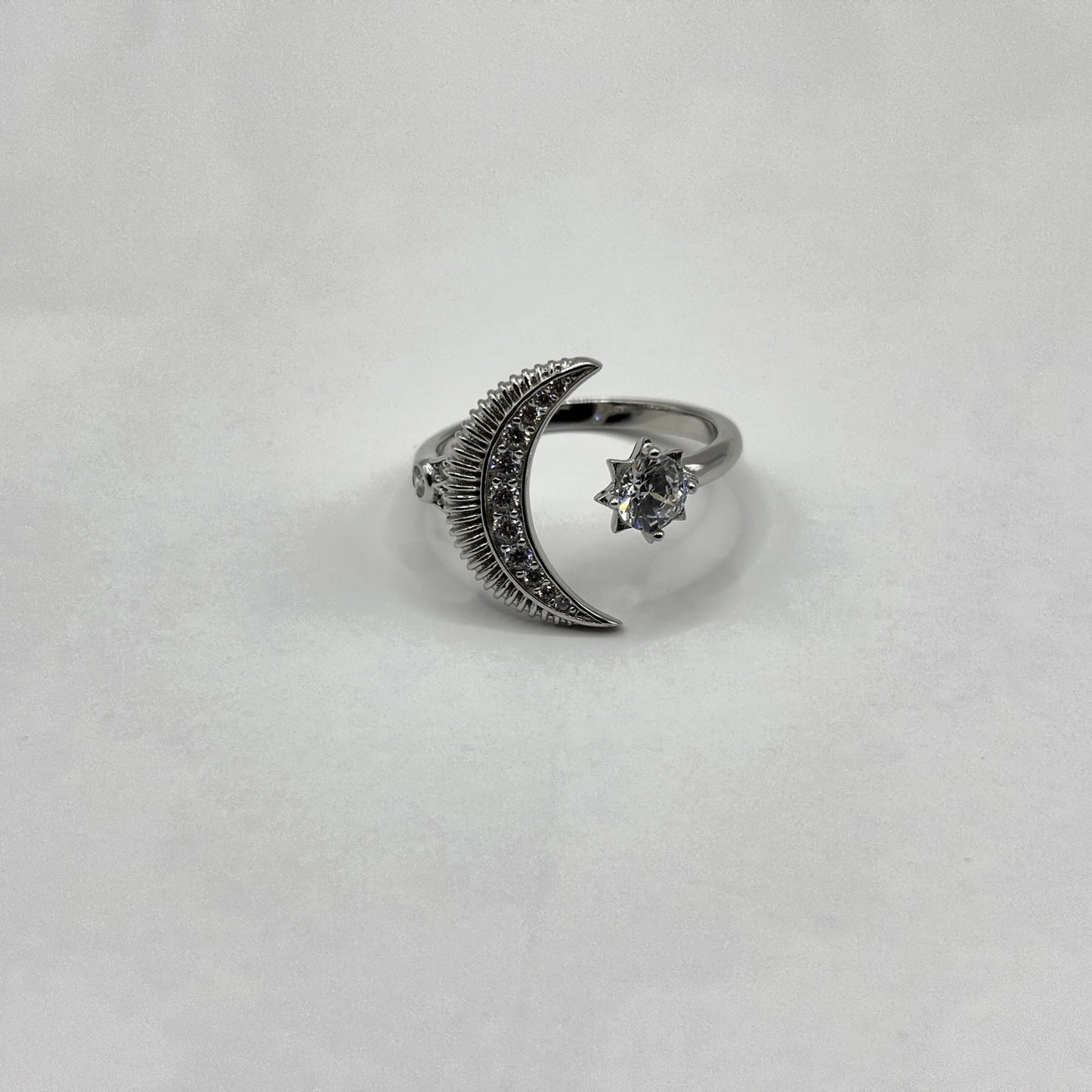 Lunar Breeze Ring